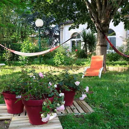 La Vie En Roses Guest house *