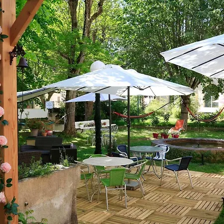 La Vie En Roses Guest house