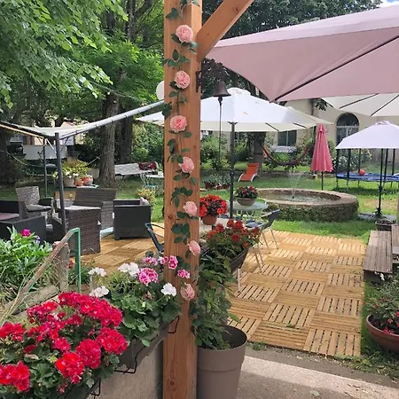 Guest house La Vie En Roses